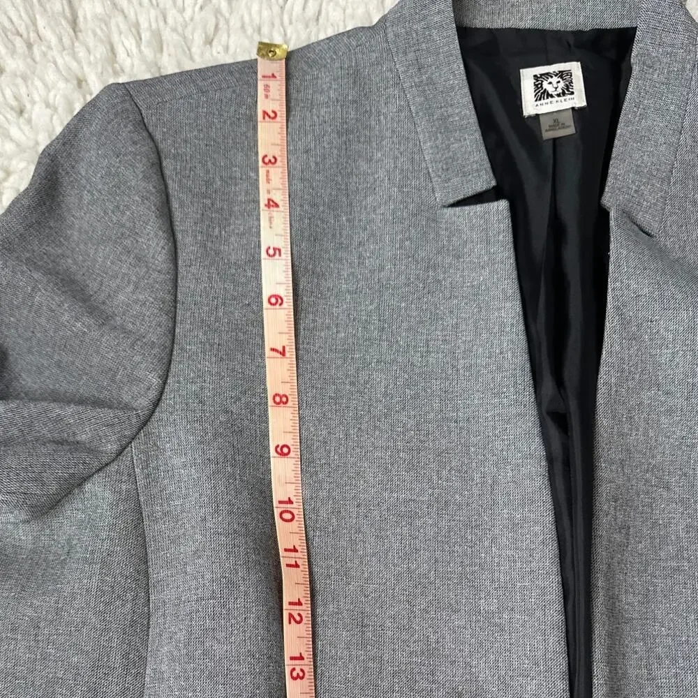 Anne Klein buttons grey